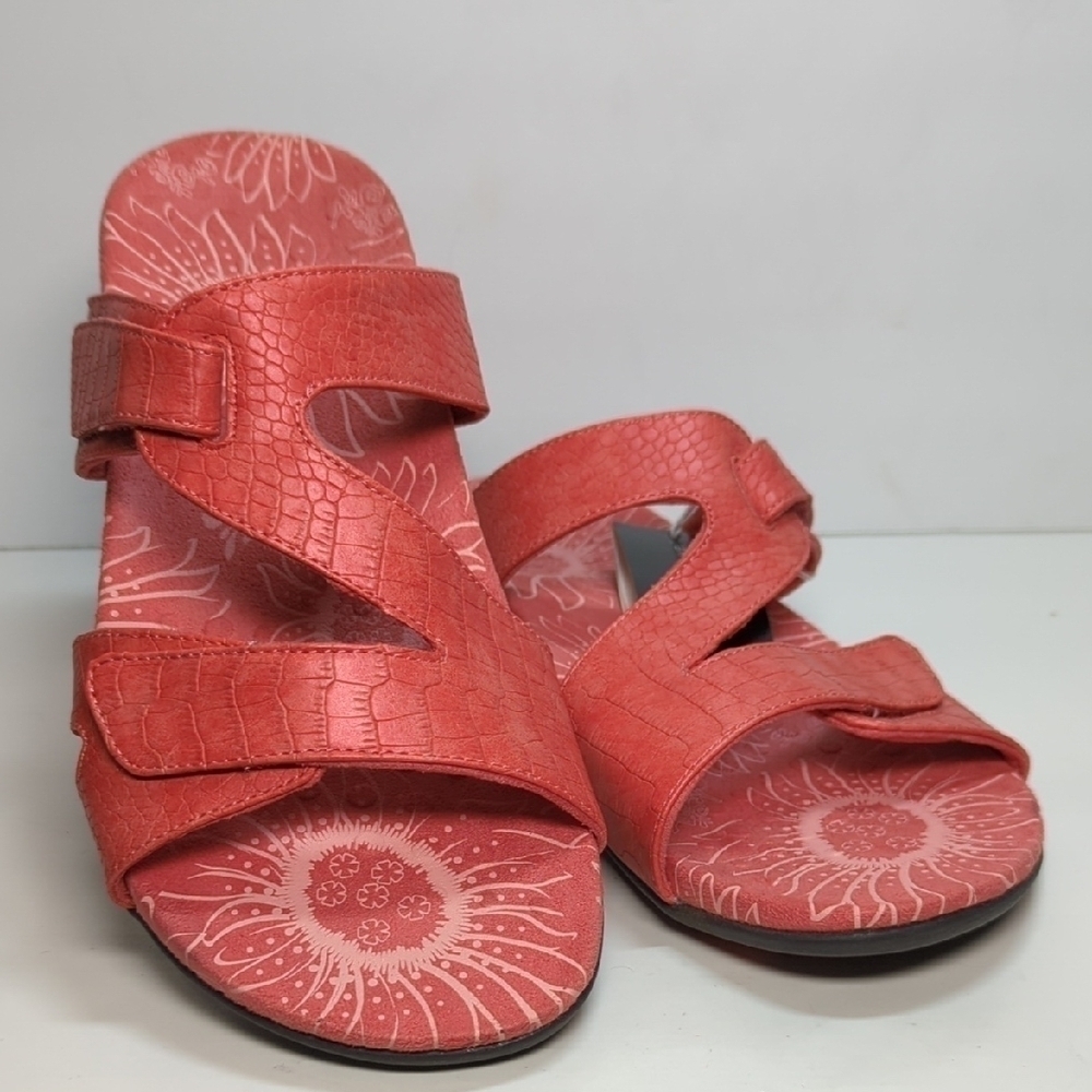 NWT Vionic Laurel snake print floral slip on Sandals womans size 11W EU 42